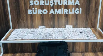 Gaziemir'de yasaklı madde operasyonu: 2 zanlı yakalandı