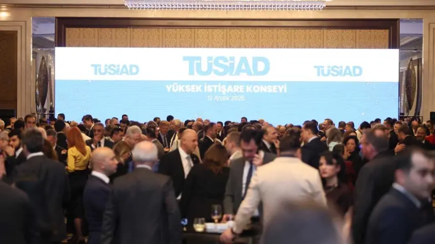TÜSİAD yönetimi ve siyasi parti liderleri YİK toplantısı öncesi Ankara'da bir araya geldi