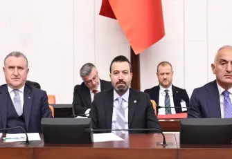 Bakan Bak: Dünyada Türkiye'nin yurt kapasitesine sahip bir ülke yok, 1 milyon öğrenci ağırlıyoruz