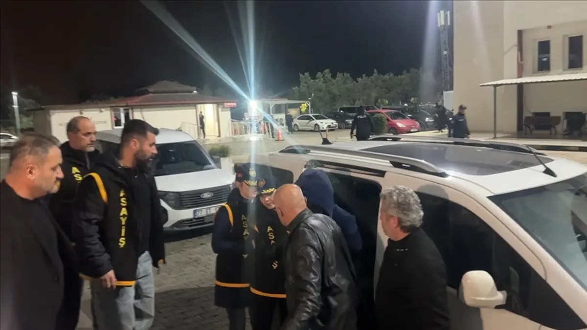 Güllü’nün kızı Tuğyan Ülkem Gülter, kasten öldürme suçundan tutuklandı haberinin görseli