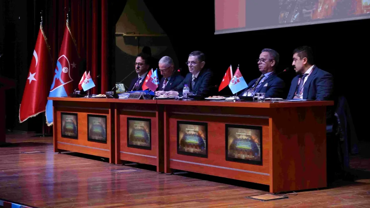 Trabzonspor’un güncel borcu 3 milyar 698 milyon TL olarak açıklandı haberinin görseli