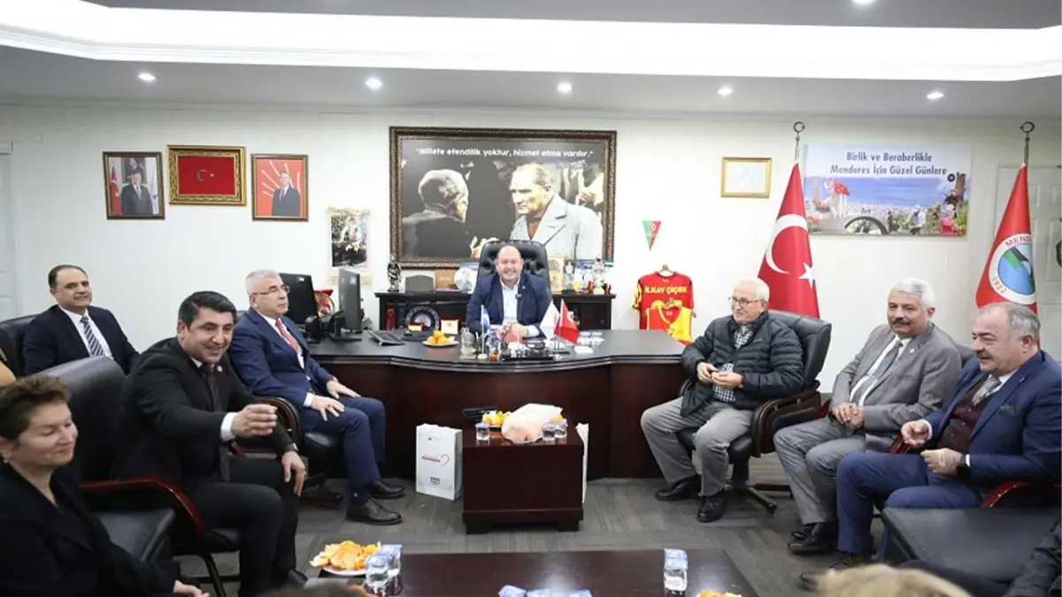 Türkiye’nin dört bir yanından muhtarlar Menderes’te haberinin görseli