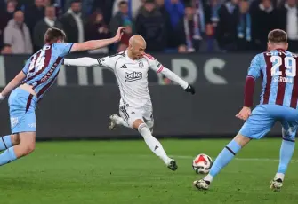 10 Kişilik Beşiktaş avantajı koruyamadı: Derbide altı gollü beraberlik!