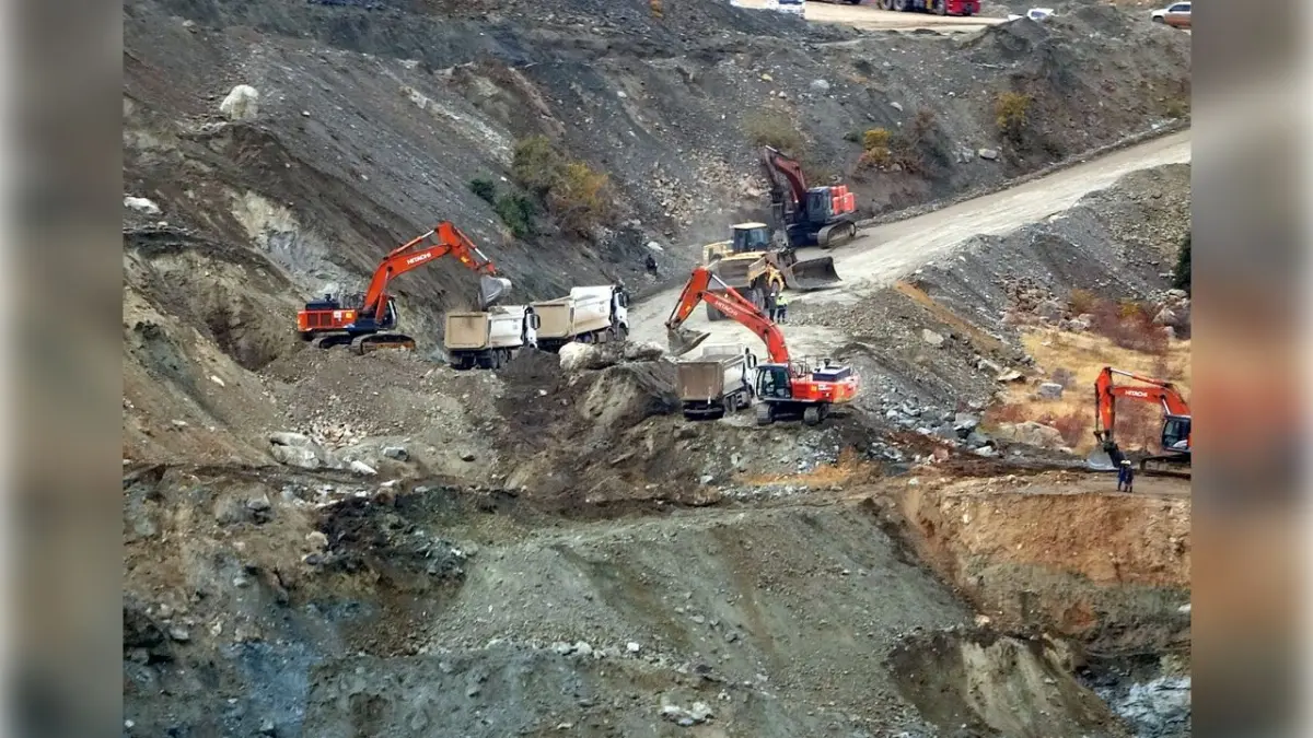 28 gündür aranıyordu: Göçük altındaki şantiye müdürü ölü bulundu haberinin görseli