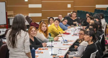 Bornova Belediyesi’nden Kadının İnsan Hakları Eğitimi