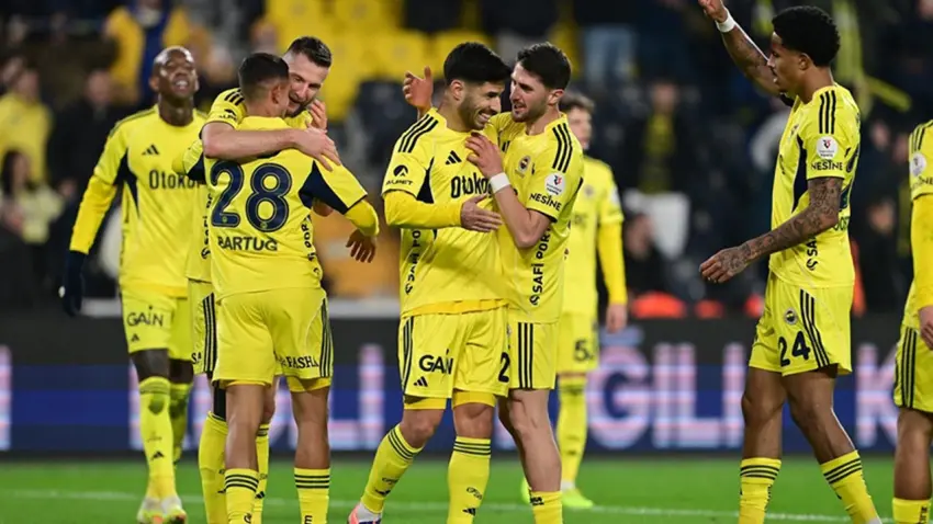 Fenerbahçe’den Kadıköy’de gol yağmuru: Konyaspor’u 4 golle geçti haberinin görseli