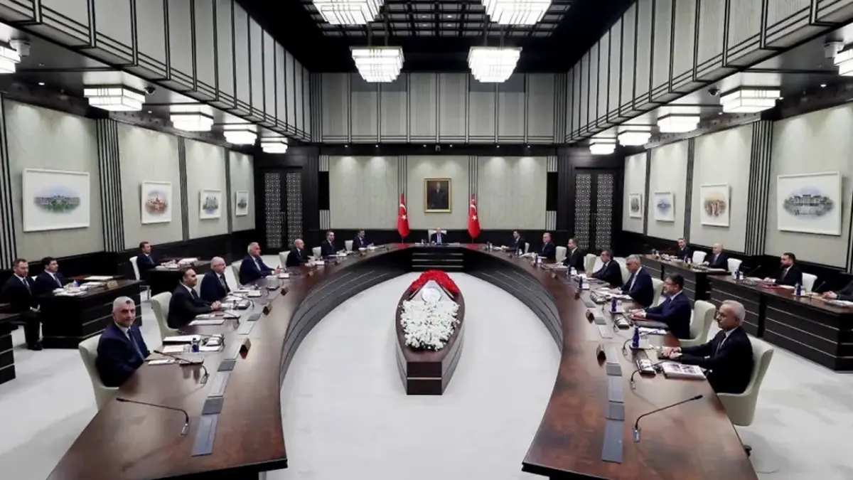 Kabine bugün toplanıyor: Gündem maddeleri neler, hangi konular ele alınacak? haberinin görseli