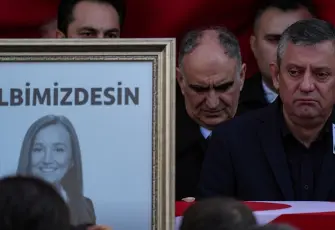 Şehzadeler Belediye Başkanı Gülşah Durbay son yolculuğuna uğurlandı