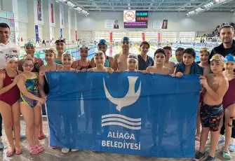 Aliağalı minik yüzücülerden büyük başarı