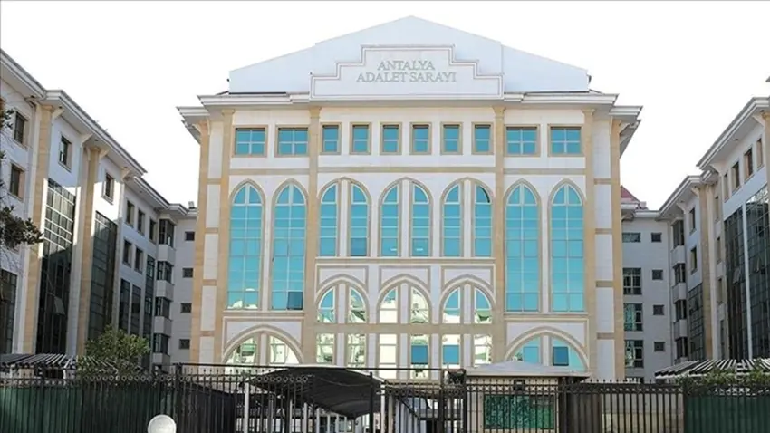 Antalya Büyükşehir soruşturmasında yeni gelişme: Muhittin Böcek’ten ek ifade alınacak haberinin görseli