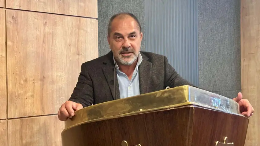 Avrupa kruvaziyerde fren yapıyor, İzmir hâlâ yolcu arıyor