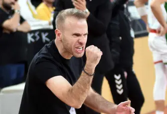 Karşıyaka Büyükçekmece’yi devirip umut tazeledi