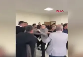 Belediye binasında yumruklar konuştu: 6 kişi yaralandı