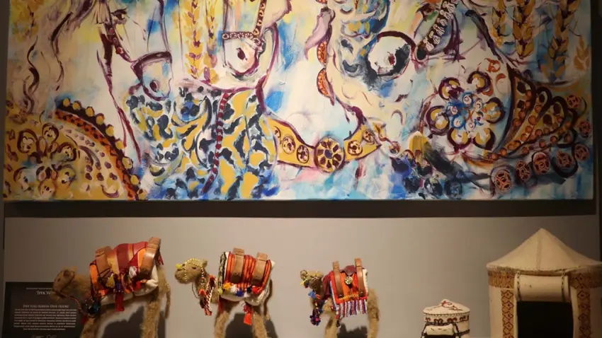 İzmir'de İpek Yolu'nun kültürel mirasını anlatan sergi açıldı