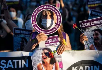 Sevdiklerinize hediye, kadın mücadelesine destek