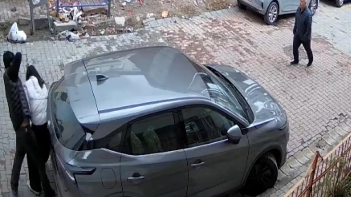 Sokak ortasında eşini darp etmişti: Uzaklaştırma kararı olan eş tutuklandı haberinin görseli