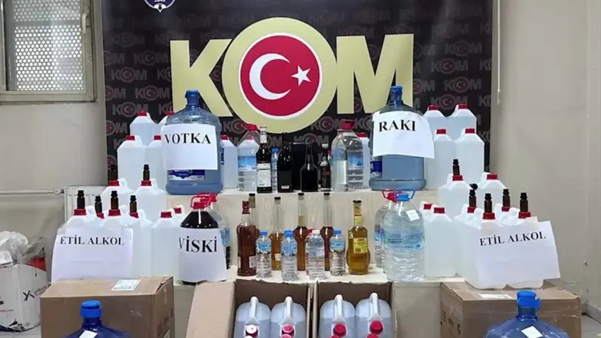 İzmir’de kaçak içki operasyonu: 2 kişi tutuklandı