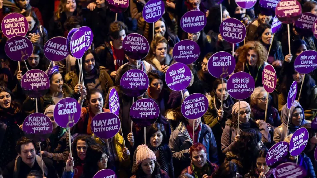 Mor Çatı’dan kadın avukatlara iki günlük deneyim paylaşım atölyesi haberinin görseli