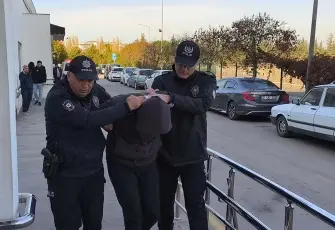 Kadın motosiklet sürücüsü ile otobüs şoförü arasında kavga: 1 gözaltı