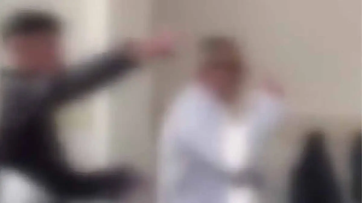 Öğretmeniyle alay eden 7 öğrencinin cezası belli oldu haberinin görseli