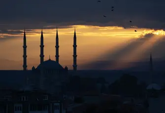 Diyanet duyurdu: Mübarek üç aylar yarın başlıyor