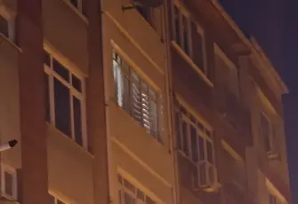 Kadıköy’de günlük kiralık dairede iki kişi silahla vurulmuş halde ölü bulundu