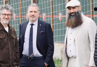 Karşıyaka’da vergi borcu krizi: Eski yöneticiye milyonluk tebligat