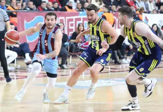 Trabzonspor, Fenerbahçe’yi farklı geçti: 99-73