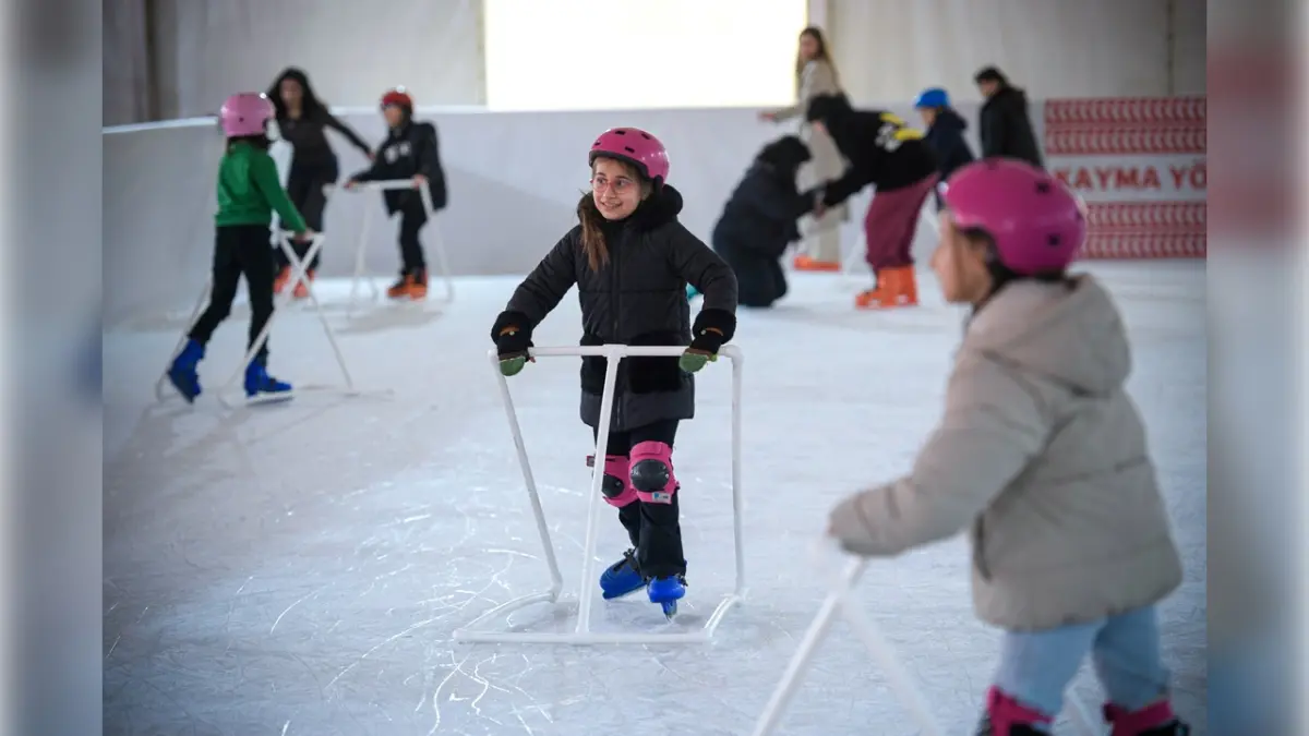 Yeni yıl coşkusu pistlerde haberinin görseli