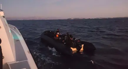 İzmir haber: Çeşme ve Seferihisar’da 74 düzensiz göçmen yakalandı