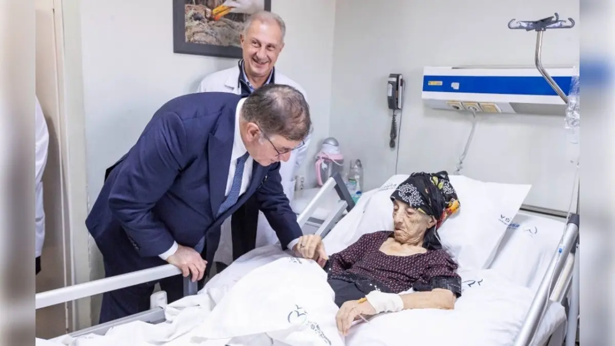 İzmir, yerel yönetim eliyle sağlıkta bütüncül model geliştirdi haberinin görseli