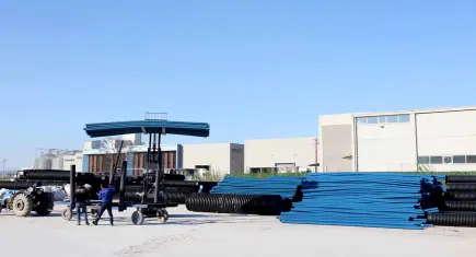 Kuzenler Boru krize rağmen büyüyor