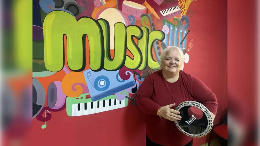 Üç kez ameliyat masasına yattı, ritimle yeniden ayağa kalktı haberinin görseli