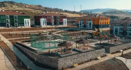 Bakan Kurum'dan deprem bölgesi için "Tohum" filmi paylaşımı