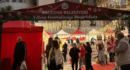 Balçova Yeni Yıl Festivali esnafa can suyu oldu