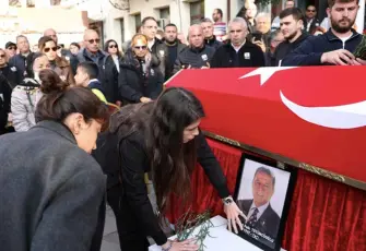 Çeşme’nin eski başkanı Tütüncüoğlu son yolculuğuna uğurlandı