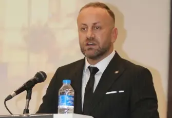 Altay başkanını, adaylar ise yatırımcı arıyor