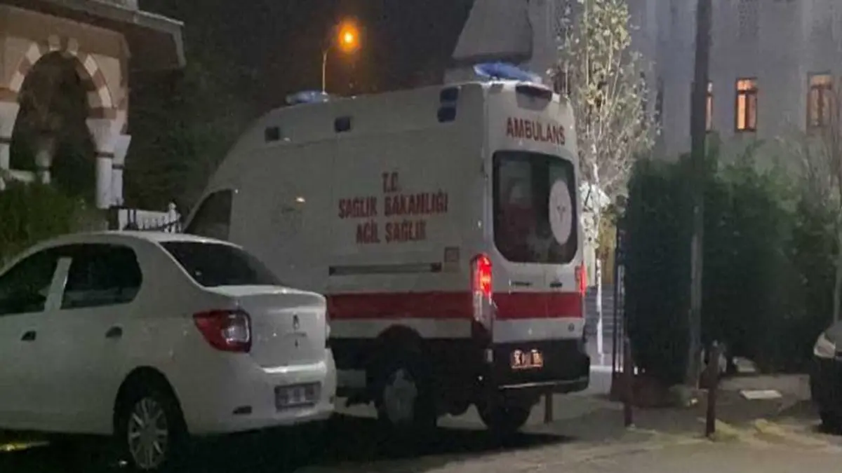Başakşehir'de cami tuvaletinde erkek cesedi bulundu haberinin görseli