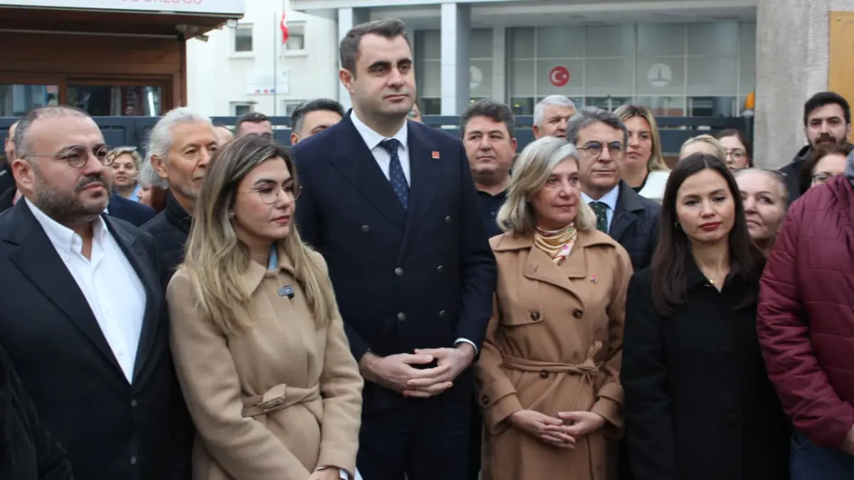 CHP’den okulda siyasi propaganda iddiasına suç duyurusu çağrısı haberinin görseli