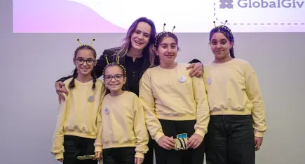 İzmir’de kız çocukları mühendislikle tanıştı