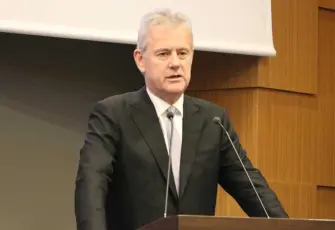 Özgener: 2026 otomatik iyileşme yılı olmayacak