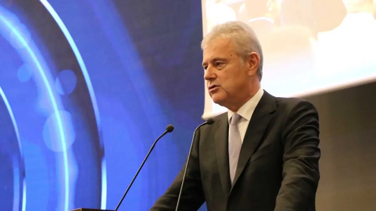 Özgener’den ABD büyümesi uyarısı haberinin görseli