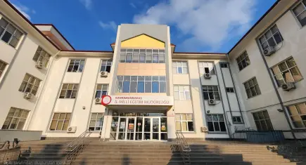 Yapay zeka kullanarak kız öğrencilerin müstehcen görüntülerini oluşturan 2 öğrenci tutuklandı