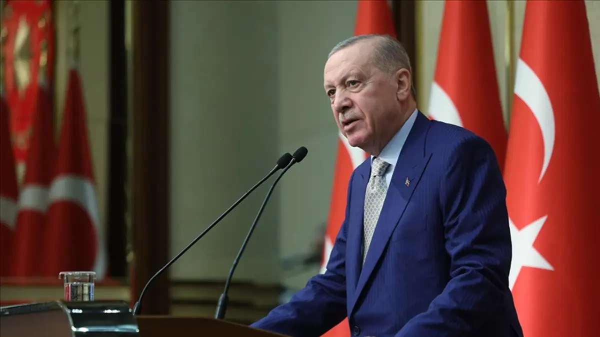 Cumhurbaşkanı Erdoğan: Batılılar karşısında ezikler ama kendi insanına gelince kabalar haberinin görseli