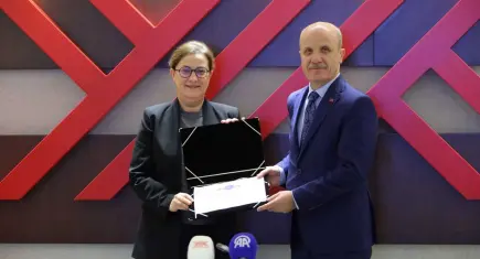 Dokuz Eylül’den “Engelsiz” çifte zafer: Türkiye listesinde zirveye ortak oldu!