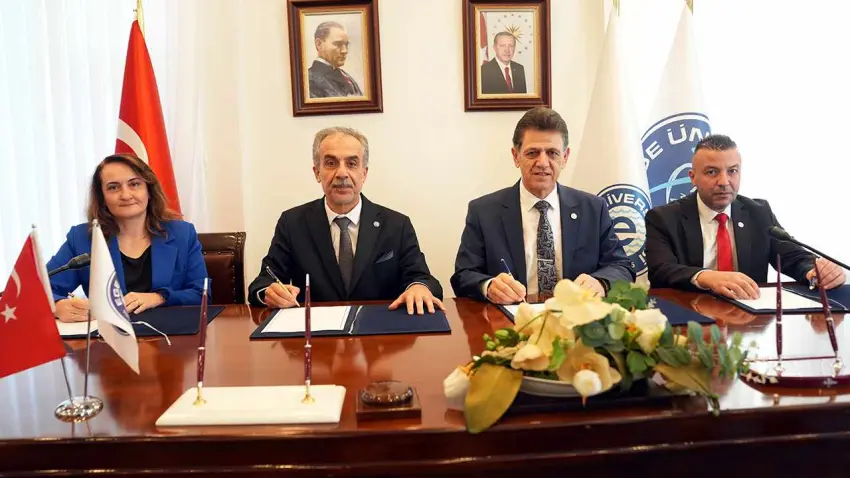 EÜ ile KKTC arasında sınavlara yönelik iş birliği haberinin görseli