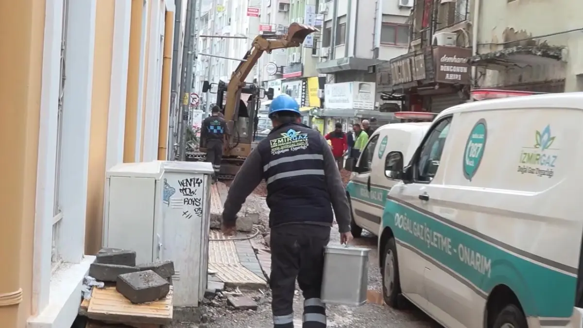 İzmir haber: Doğal gaz borusu delindi haberinin görseli