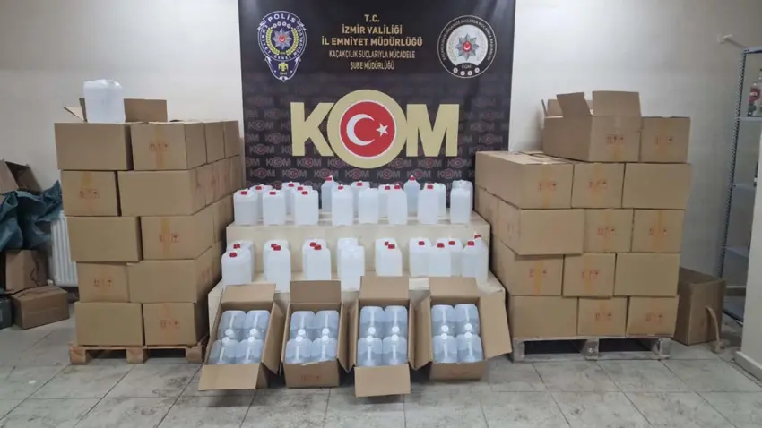 İzmir haber: Kaçak ve sahte içki operasyonlarında tutuklama haberinin görseli