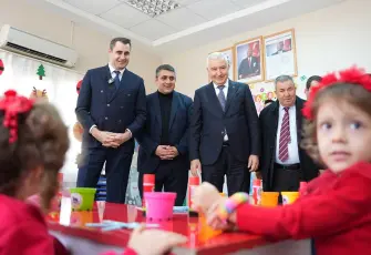 Kemalpaşa Belediyesi kreşlerinde yeni yıl sevinci