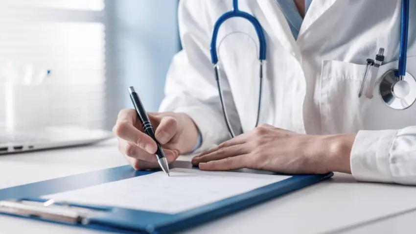 Özel hastanelerde yeni dönem: Hekimlerin çalışma biçimi değişiyor haberinin görseli